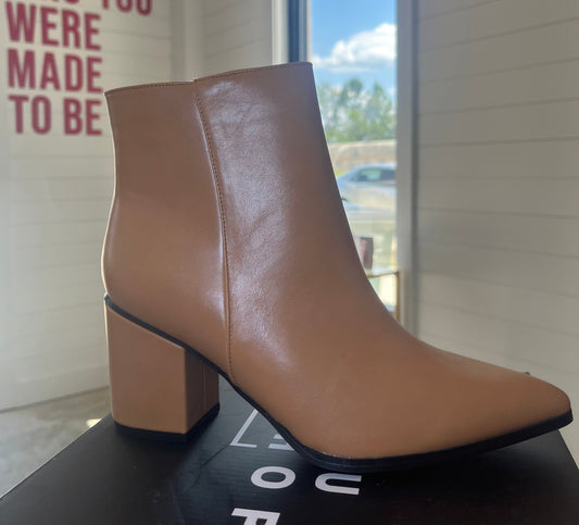 Vilma Tan Booties | Shu Shop